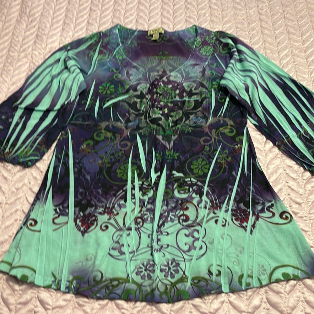 Energe Abstract Print 3/4 Sleeve Top Med, purple+turq, Soft knit, satin v neck